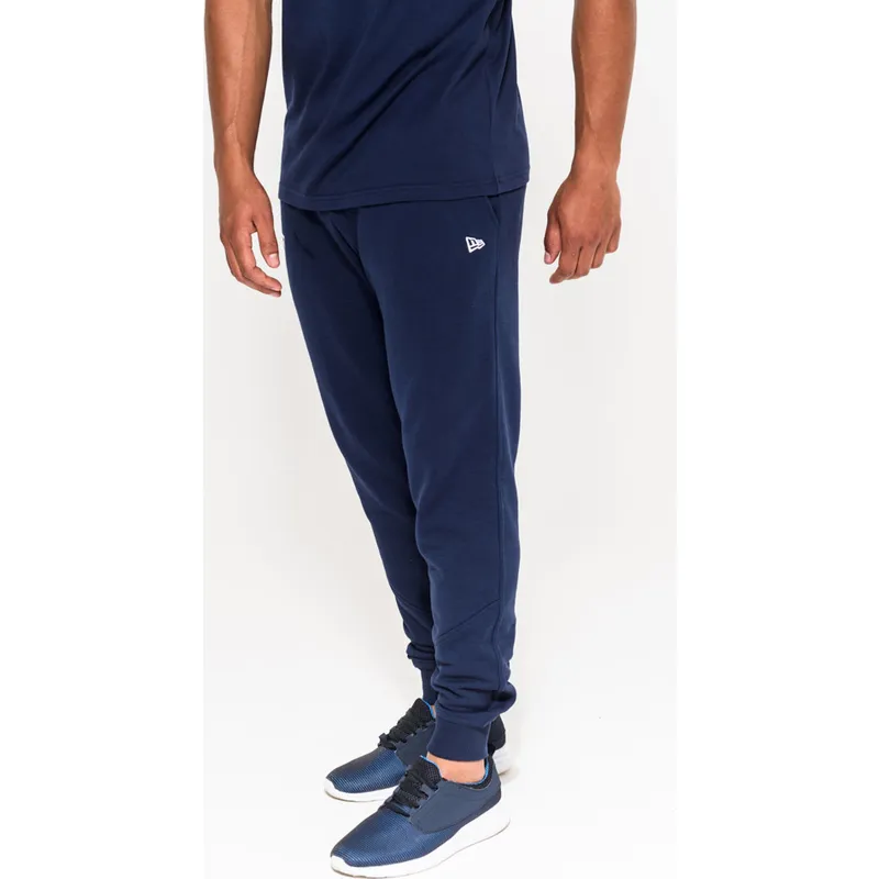 pantaloni-pantalon-lung-albastru-track-pant-de-new-england-patriots-nfl-de-new-era pantaloni-pantalon-lung-albastru-track-pant-de-new-england-patriots-nfl-de-new-era