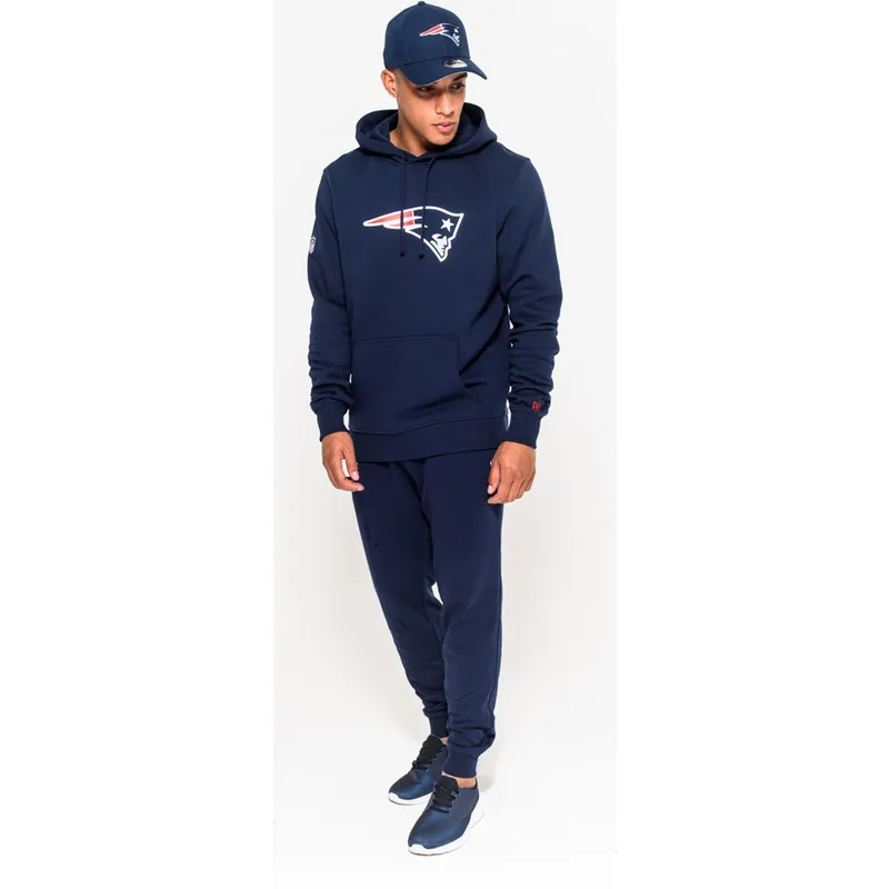 pantaloni-pantalon-lung-albastru-track-pant-de-new-england-patriots-nfl-de-new-era pantaloni-pantalon-lung-albastru-track-pant-de-new-england-patriots-nfl-de-new-era