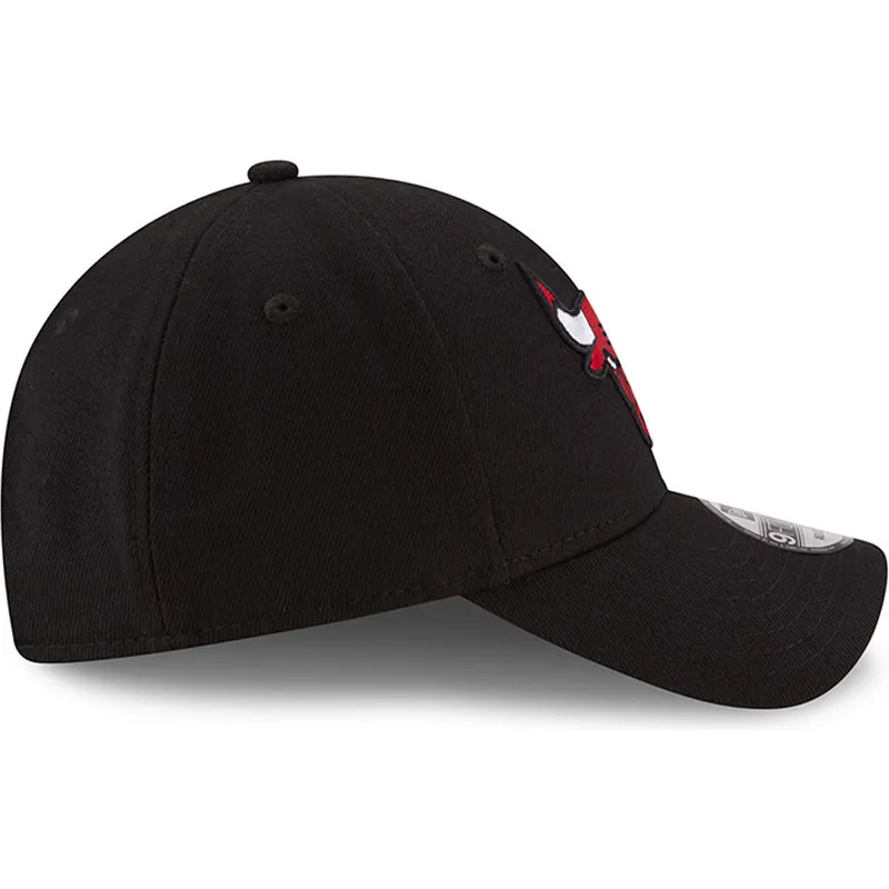 cap-curbata-black-adjustable-strap-9forty-the-league-de-chicago-bulls-nba-de-new-era