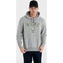 hanorace-cu-gluga-gri-pullover-hoody-de-milwaukee-bucks-nba-de-new-era
