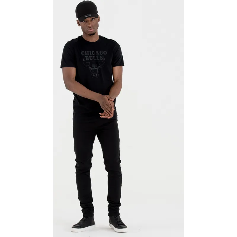tricouri-maneca-scurta-negru-de-chicago-bulls-nba-de-new-era