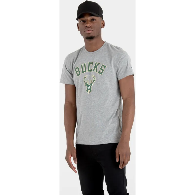 tricouri-maneca-scurta-gri-de-milwaukee-bucks-nba-de-new-era tricouri-maneca-scurta-gri-de-milwaukee-bucks-nba-de-new-era