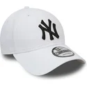 biala-czapka-z-zakrzywionym-daszkiem-regulowana-9forty-essential-new-york-yankees-mlb-od-new-era