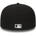 schwarze-eng-anliegende-59fifty-essential-flat-cap-der-atlanta-braves-mlb-von-new-era