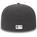 cappello-piatto-pietra-regolato-59fifty-essential-dei-new-york-yankees-mlb-di-new-era