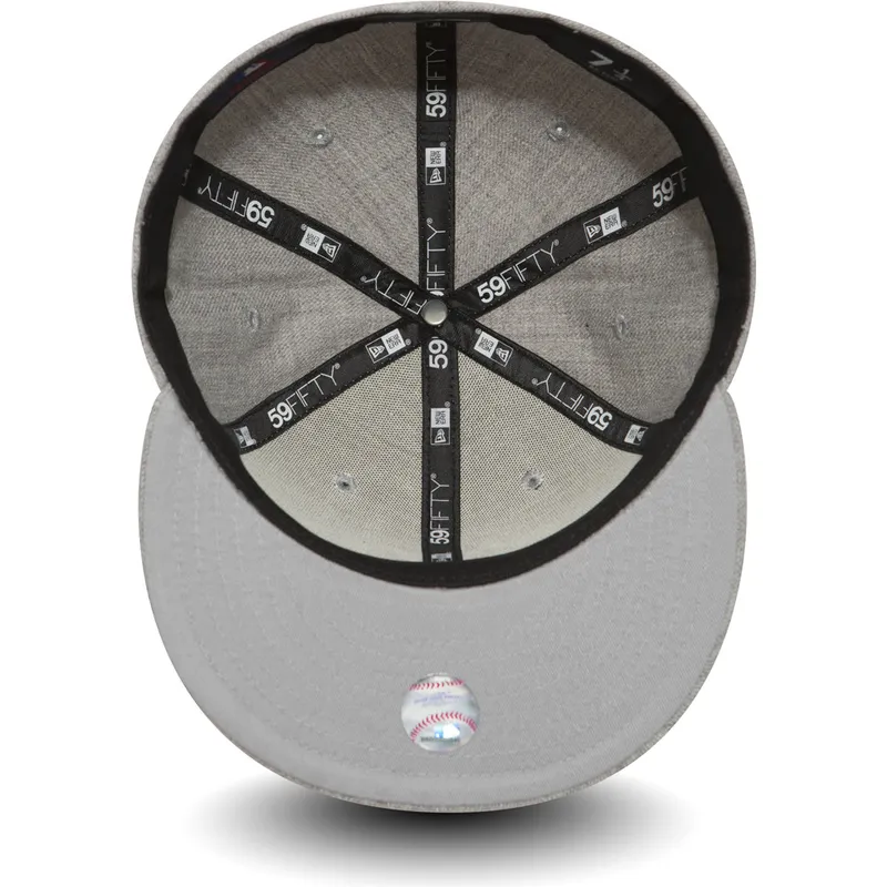 epci-plata-gri-fitted-59fifty-essential-de-new-york-yankees-mlb-de-new-era epci-plata-gri-fitted-59fifty-essential-de-new-york-yankees-mlb-de-new-era