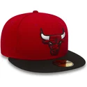 cappello-piatto-rosso-aderente-59fifty-essential-dei-chicago-bulls-nba-di-new-era