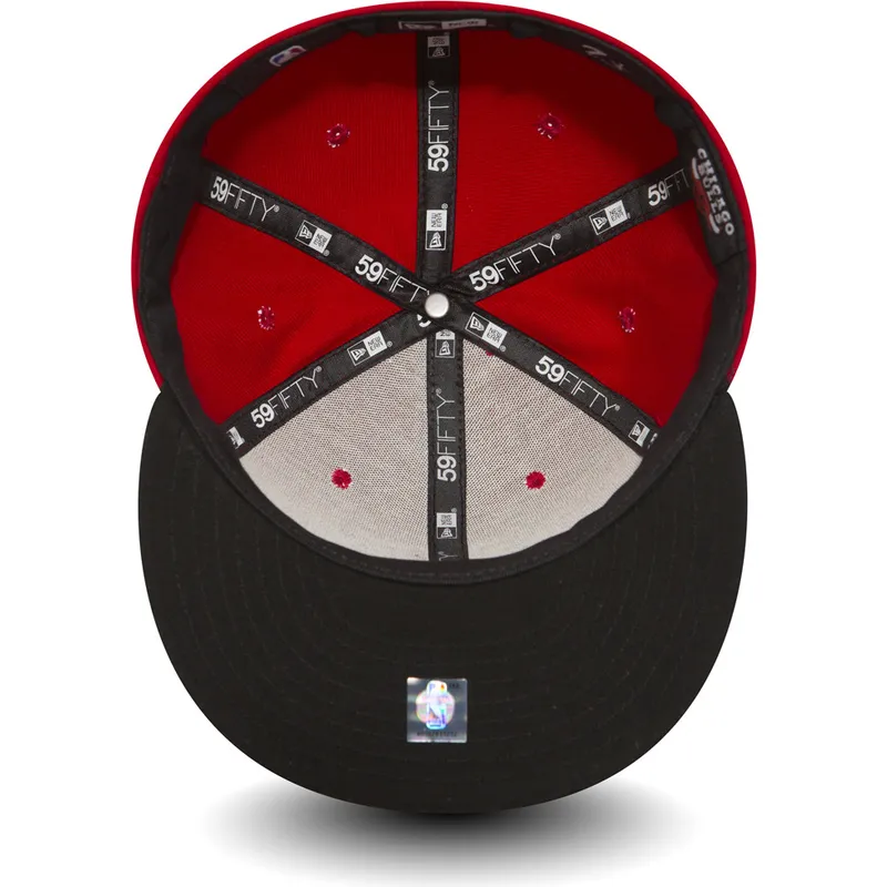 cap-plata-red-ajustada-59fifty-essential-de-chicago-bulls-nba-de-new-era