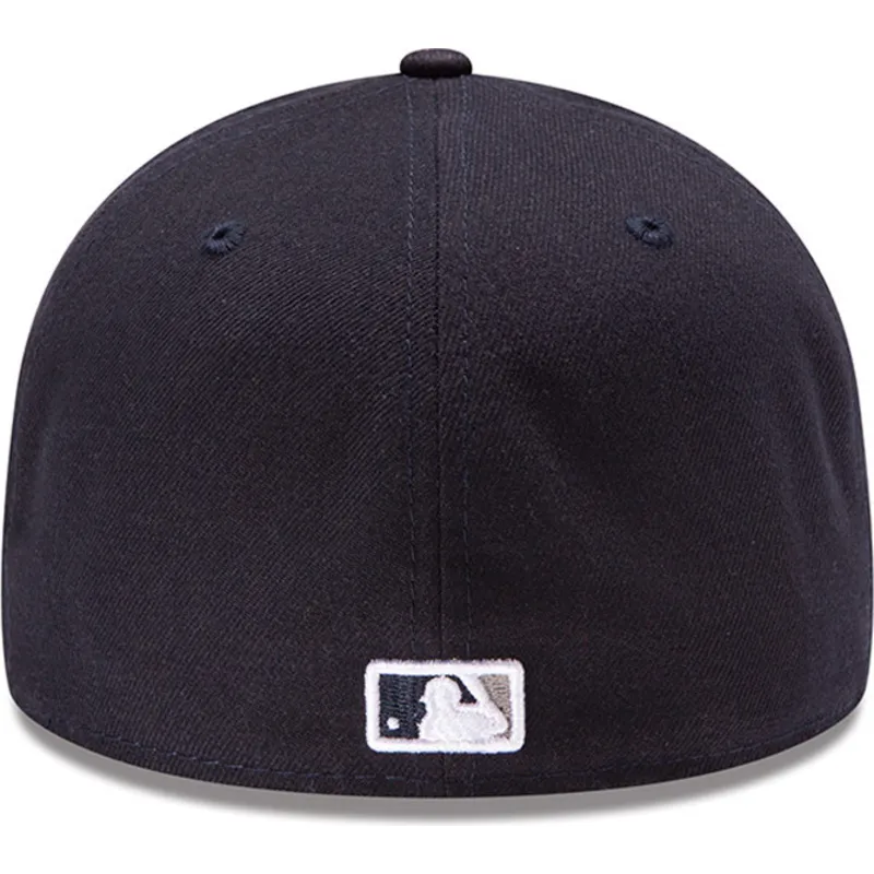 epci-curbata-bleumarin-fitted-59fifty-low-profile-authentic-de-new-york-yankees-mlb-de-new-era epci-curbata-bleumarin-fitted-59fifty-low-profile-authentic-de-new-york-yankees-mlb-de-new-era