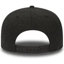 gorra-plana-negra-snapback-con-logo-negro-9fifty-seasonal-heather-de-new-york-yankees-mlb-de-new-era