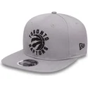 epci-plata-gri-snapback-9fifty-chain-stitch-de-toronto-raptors-nba-de-new-era