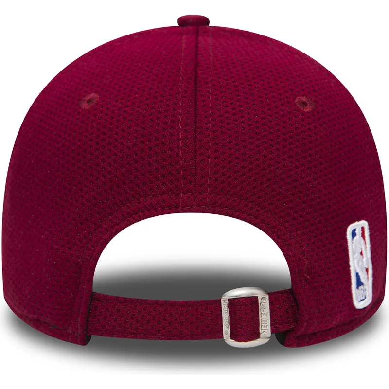 epci-curbata-rou-reglabila-9forty-mesh-de-cleveland-cavaliers-nba-de-new-era epci-curbata-rou-reglabila-9forty-mesh-de-cleveland-cavaliers-nba-de-new-era
