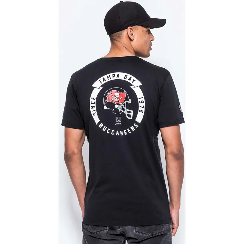 tricouri-maneca-scurta-negru-helmet-de-tampa-bay-buccaneers-nfl-de-new-era