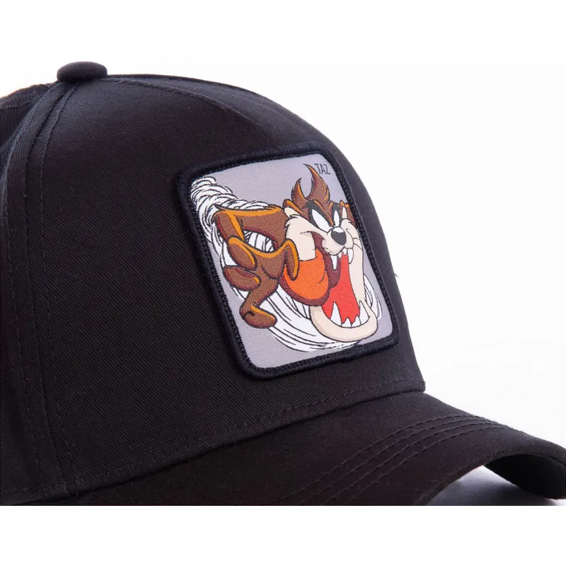 epci-curbata-negru-snapback-diavolul-tasmanian-looney-tunes-de-capslab