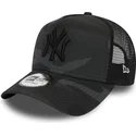 epci-curbata-camuflaj-snapback-essential-camo-a-frame-de-new-york-yankees-mlb-de-new-era