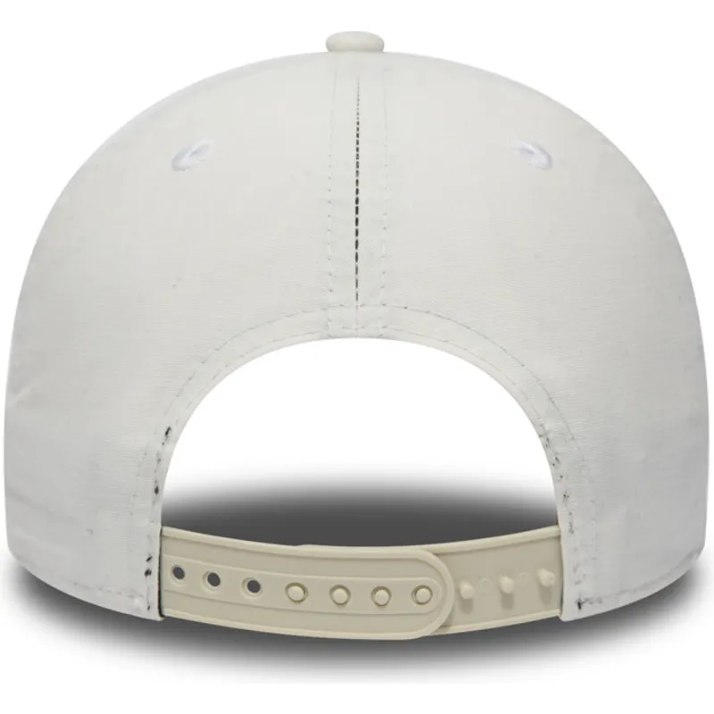 epci-curbata-alb-snapback-9fifty-nylon-pre-curved-fit-de-new-york-yankees-mlb-de-new-era