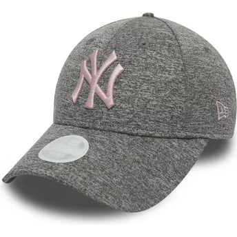 casquette-courbee-grise-ajustable-avec-logo-rose-9forty-tech-pull-new-york-yankees-mlb-new-era