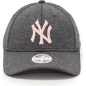 epci-curbata-gri-reglabila-rosa-9forty-tech-jersey-de-new-york-yankees-mlb-de-new-era