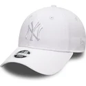 cappellino-curvo-bianco-regolabile-con-logo-bianco-9forty-league-essential-di-new-york-yankees-mlb-di-new-era
