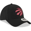 schwarze-gebogene-kappe-mit-rotem-logo-verstellbar-9forty-the-league-toronto-raptors-nba-von-new-era