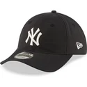 new-era-curved-brim-9twenty-nylon-packable-new-york-yankees-mlb-black-adjustable-cap