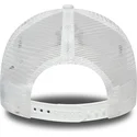 cap-curbata-white-snapback-negro-essential-a-frame-de-new-york-yankees-mlb-de-new-era