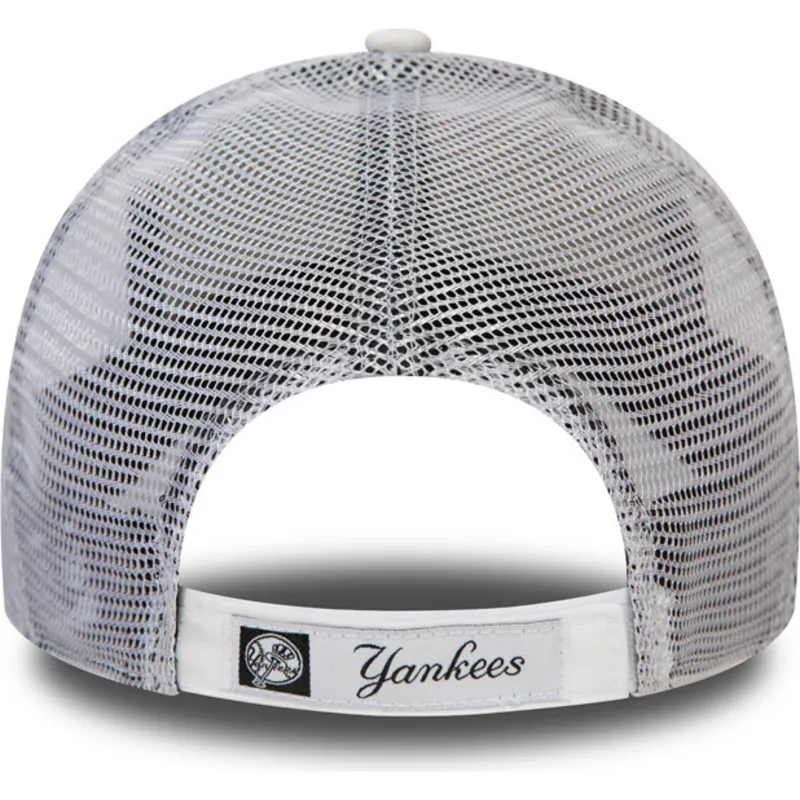 epci-curbata-alb-snapback-9forty-summer-league-de-new-york-yankees-mlb-de-new-era epci-curbata-alb-snapback-9forty-summer-league-de-new-york-yankees-mlb-de-new-era