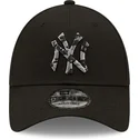 casquette-courbee-noire-ajustable-9forty-camo-infill-new-york-yankees-mlb-new-era