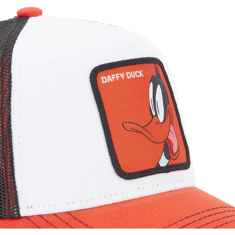 epci-curbata-alb-snapback-loo5-daf1-raa-duffy-looney-tunes-de-capslab