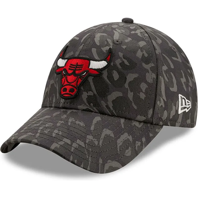 epci-curbata-camuflaj-reglabila-9forty-all-over-camo-de-chicago-bulls-nba-de-new-era