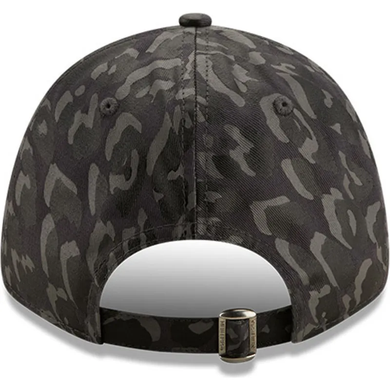 epci-curbata-camuflaj-reglabila-9forty-all-over-camo-de-chicago-bulls-nba-de-new-era
