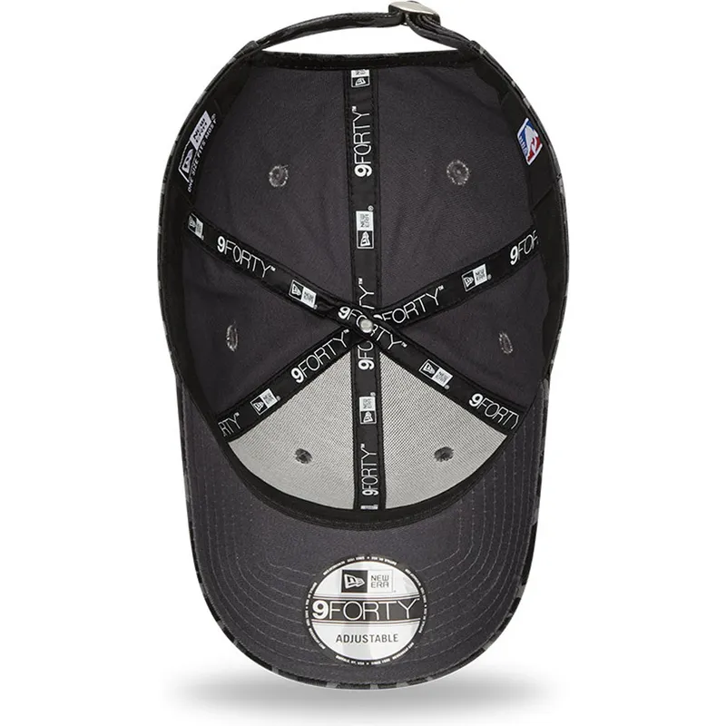 epci-curbata-camuflaj-reglabila-9forty-all-over-camo-de-chicago-bulls-nba-de-new-era