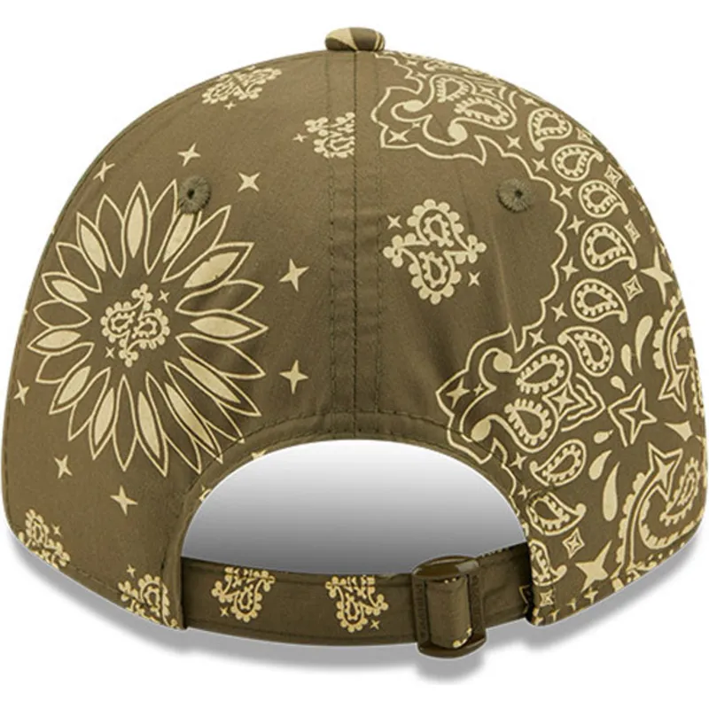 epci-curbata-verzior-reglabila-9forty-paisley-print-de-new-york-yankees-mlb-de-new-era epci-curbata-verzior-reglabila-9forty-paisley-print-de-new-york-yankees-mlb-de-new-era