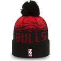 caciuli-pompon-negru-sport-cuff-de-chicago-bulls-nba-de-new-era