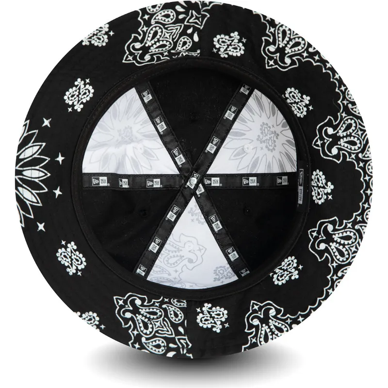 galei-negru-paisley-explorer-de-new-era
