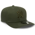 epci-curbata-verzior-snapback-9fifty-stretch-snap-league-essential-de-new-york-yankees-mlb-de-new-era