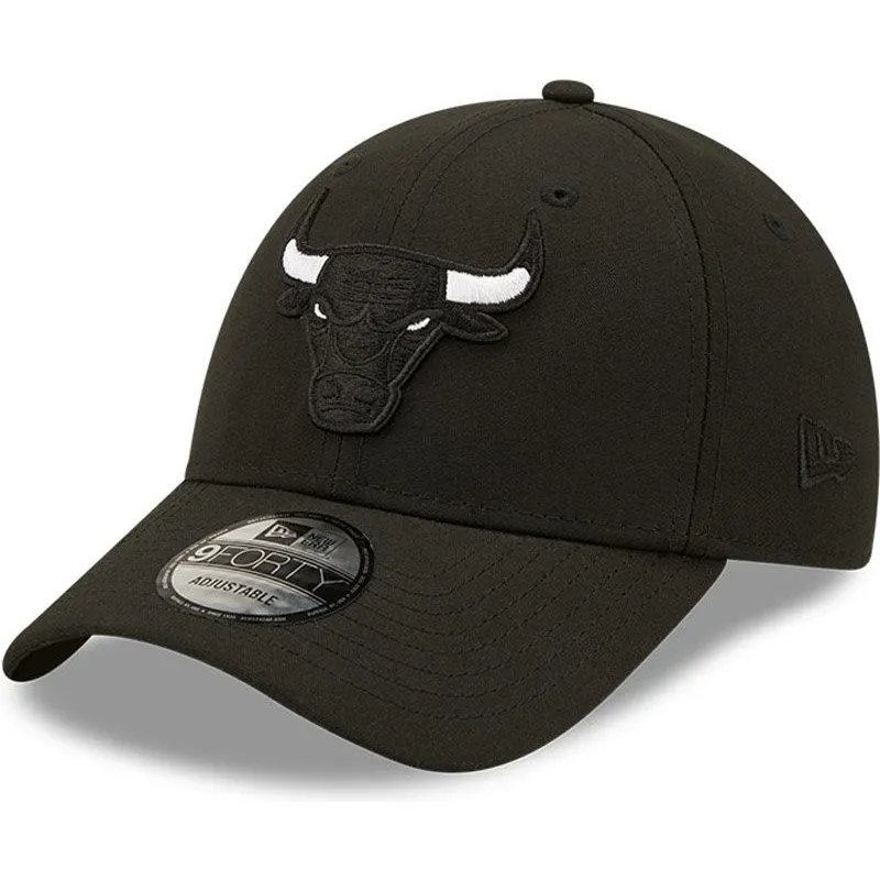 epci-curbata-negru-snapback-9forty-black-base-de-chicago-bulls-nba-de-new-era