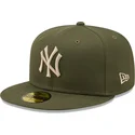 epci-plata-verzior-fitted-59fifty-league-essential-de-new-york-yankees-mlb-de-new-era
