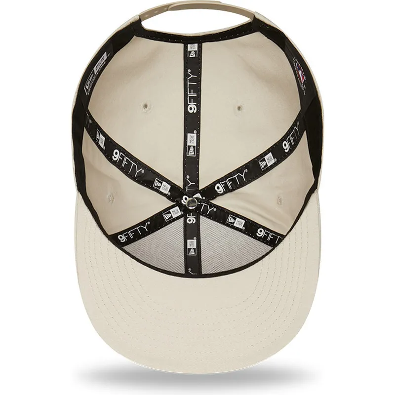 epci-plata-gri-snapback-9fifty-league-essential-de-new-york-yankees-mlb-de-new-era epci-plata-gri-snapback-9fifty-league-essential-de-new-york-yankees-mlb-de-new-era