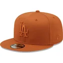 epci-plata-maro-snapback-9fifty-league-essential-de-los-angeles-dodgers-mlb-de-new-era