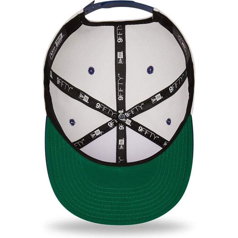 New Era Flat Brim 9FIFTY White Crown 