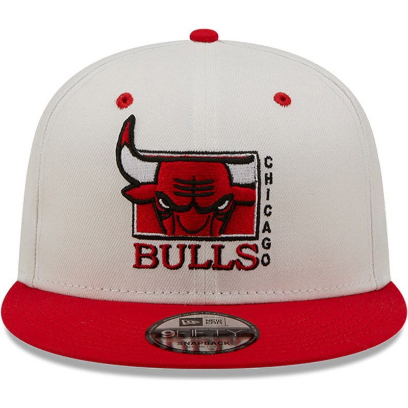 bulls snapback white