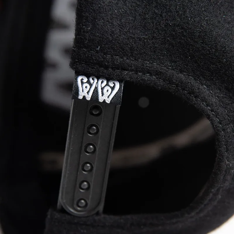 epci-plata-negru-snapback-waw-ww29-de-wheels-and-waves