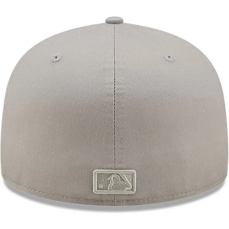 epci-plata-gri-fitted-59fifty-parche-lateral-world-series-de-new-york-yankees-mlb-de-new-era