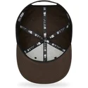 epci-plata-maro-snapback-9fifty-league-essential-de-new-york-yankees-mlb-de-new-era