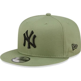 epci-plata-verzior-snapback-9fifty-league-essential-de-new-york-yankees-mlb-de-new-era