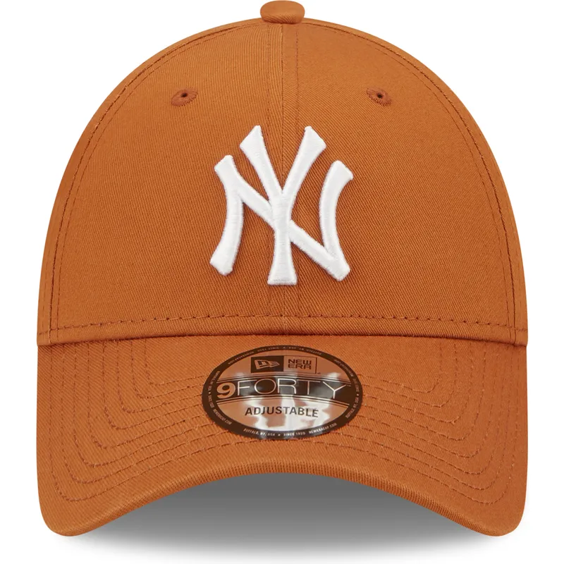 epci-curbata-maro-reglabila-9forty-league-essential-de-new-york-yankees-mlb-de-new-era epci-curbata-maro-reglabila-9forty-league-essential-de-new-york-yankees-mlb-de-new-era