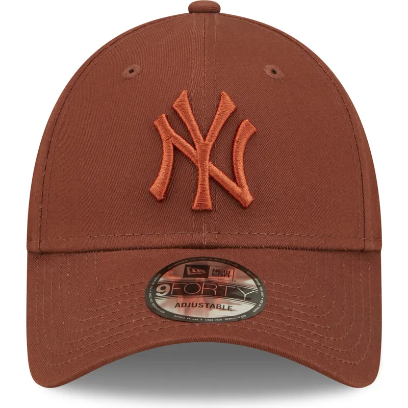 epci-curbata-maro-reglabila-9forty-league-essential-de-new-york-yankees-mlb-de-new-era