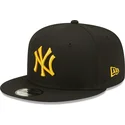epci-plata-negru-snapback-9fifty-league-essential-de-new-york-yankees-mlb-de-new-era