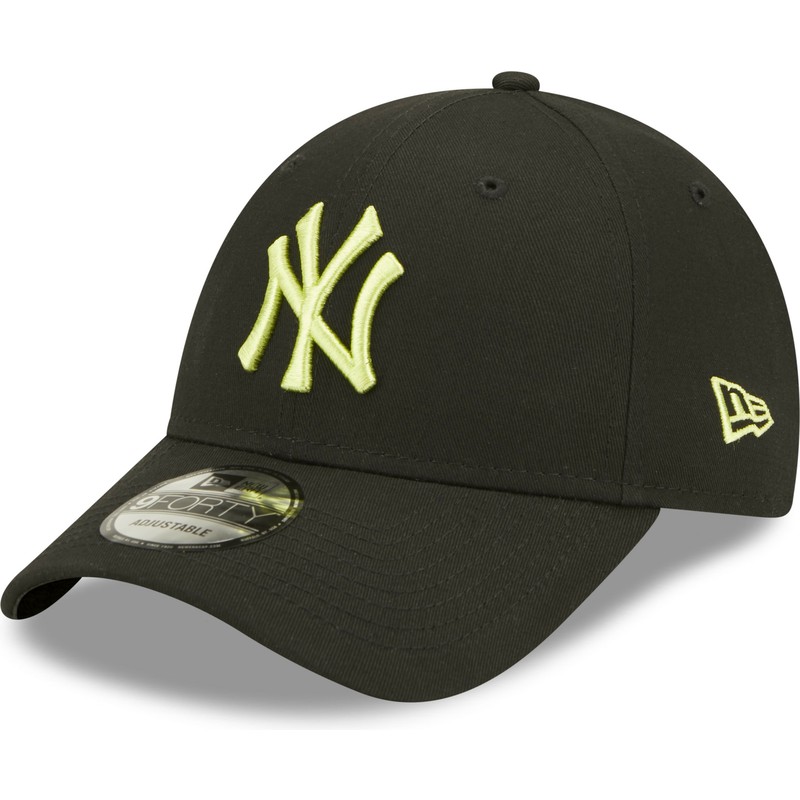 new-era-curved-brim-green-logo-9forty-league-essential-new-york-yankees-mlb-black-adjustable-cap